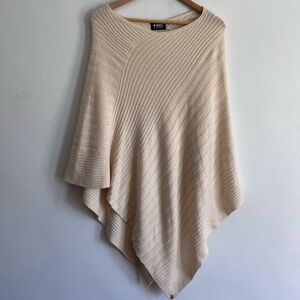 Beryll Cashmere Ribbed Soft Poncho
